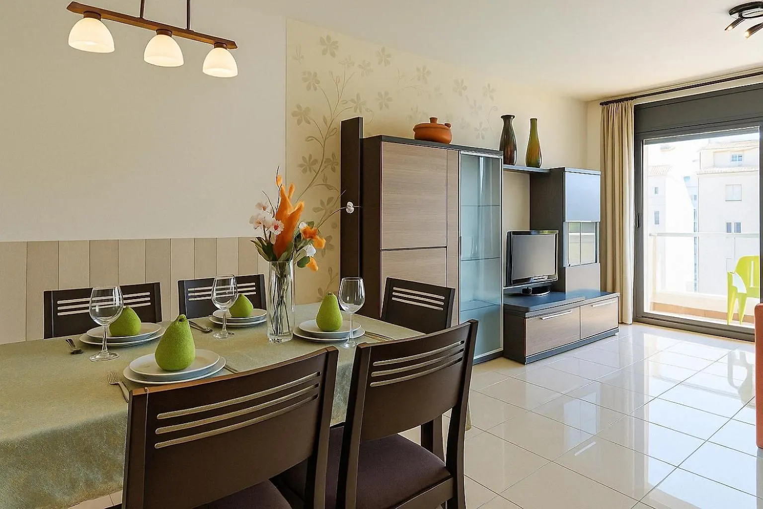 Roses Confort Beach Ev Milleni